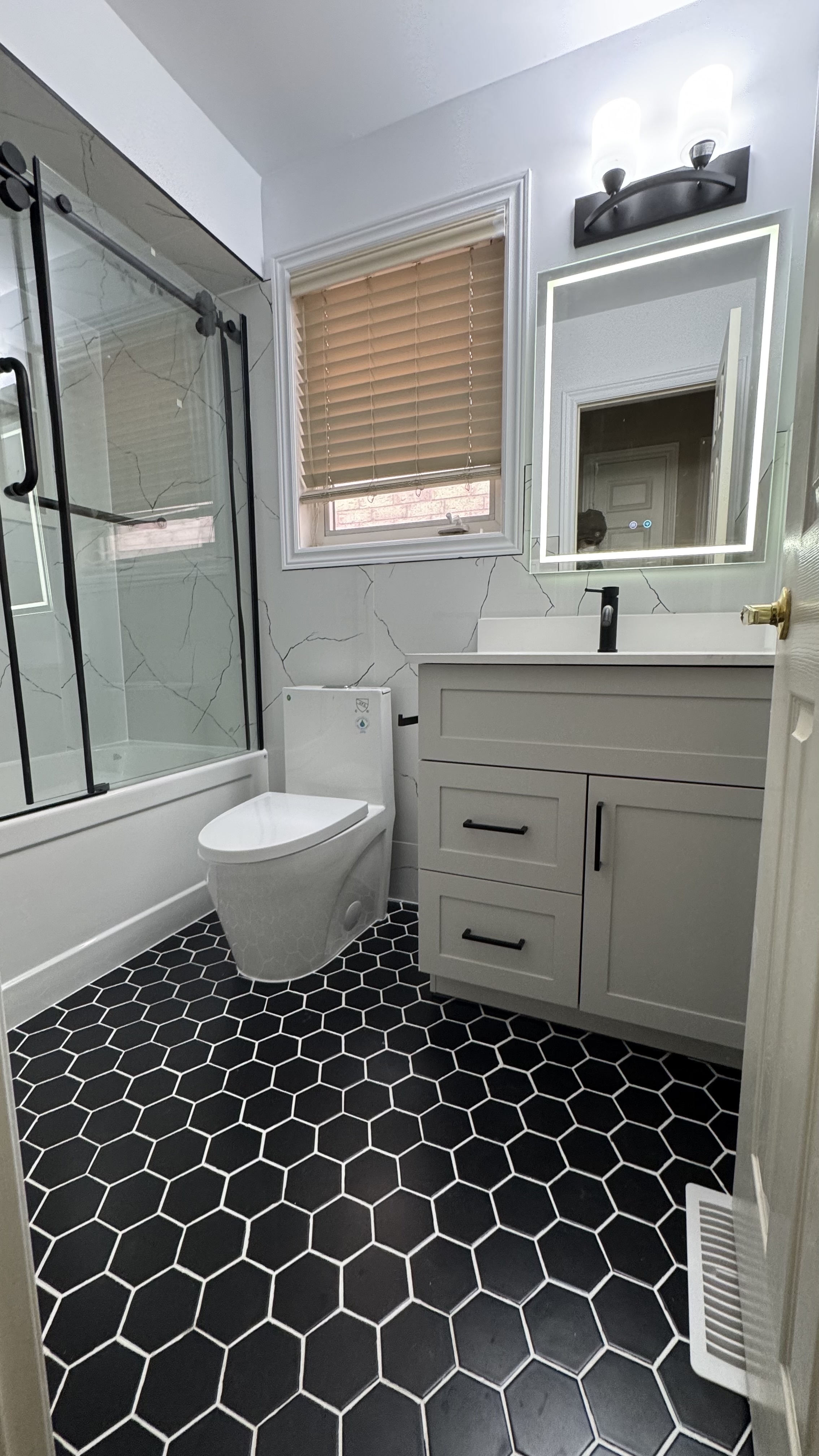 3pc washroom renovation